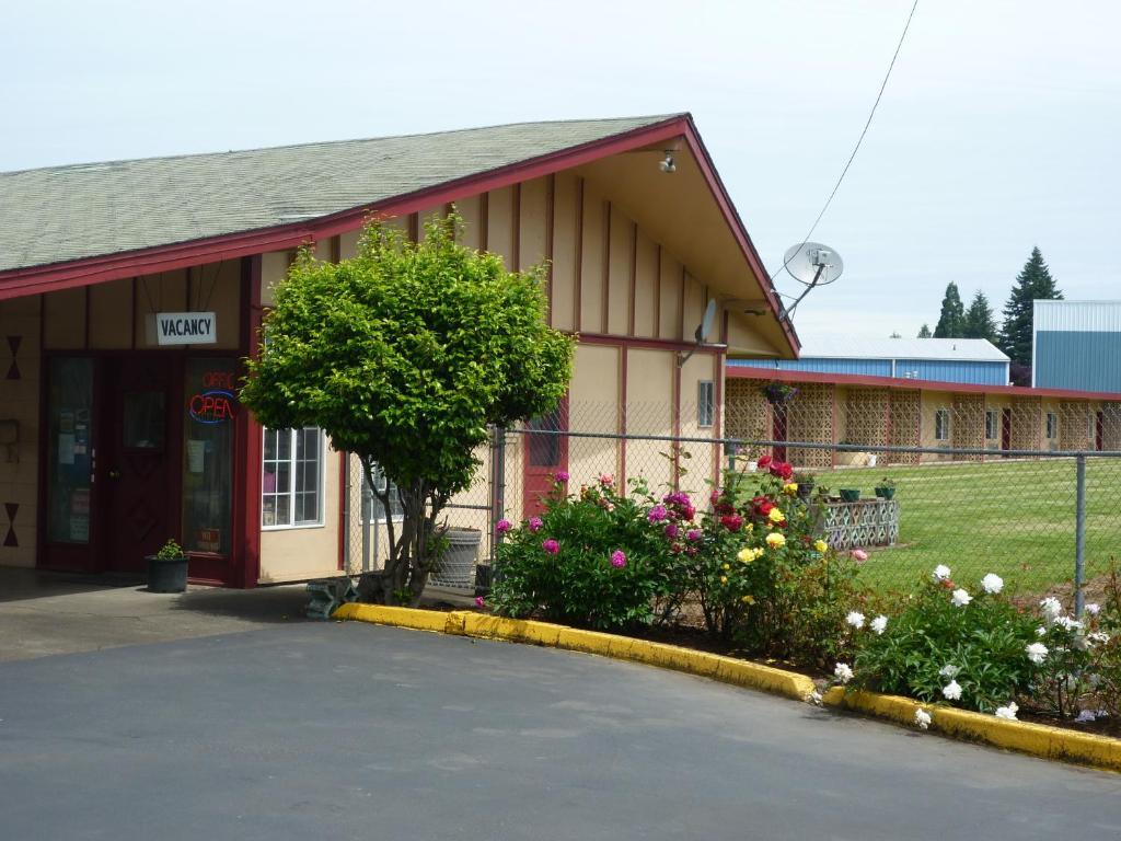 Budget Inn Motel Woodburn Exterior foto