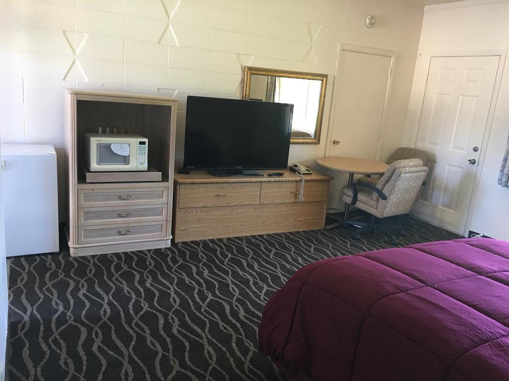 Budget Inn Motel Woodburn Exterior foto