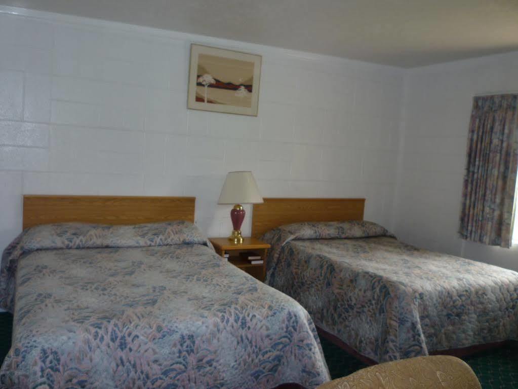 Budget Inn Motel Woodburn Exterior foto