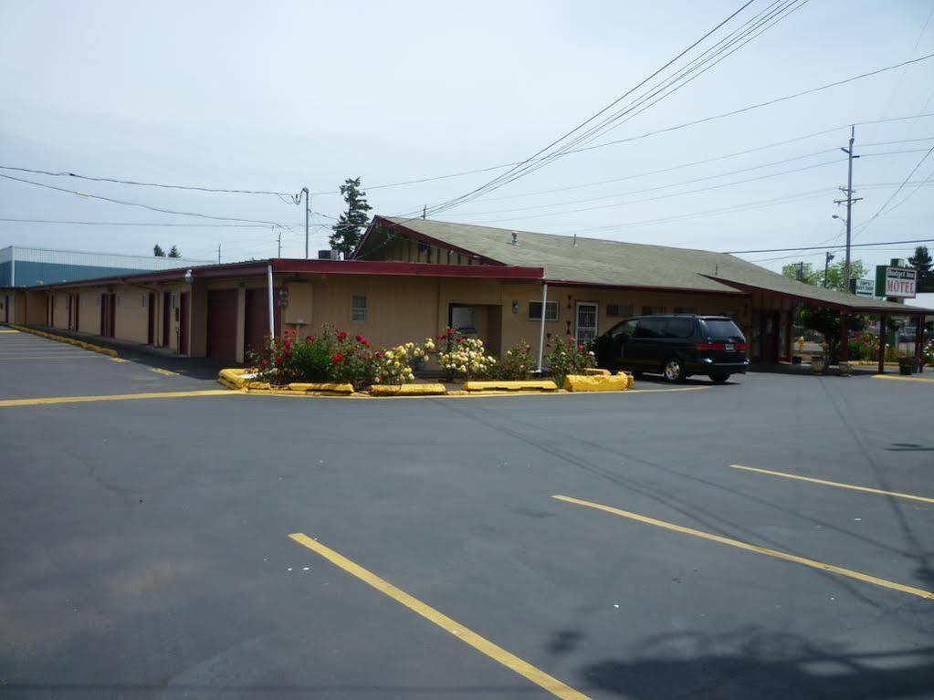 Budget Inn Motel Woodburn Exterior foto